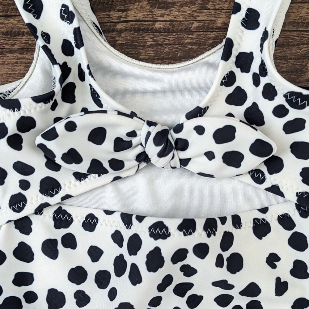 NEW! Old Navy One Piece Swimsuit - Picture 5 of 12